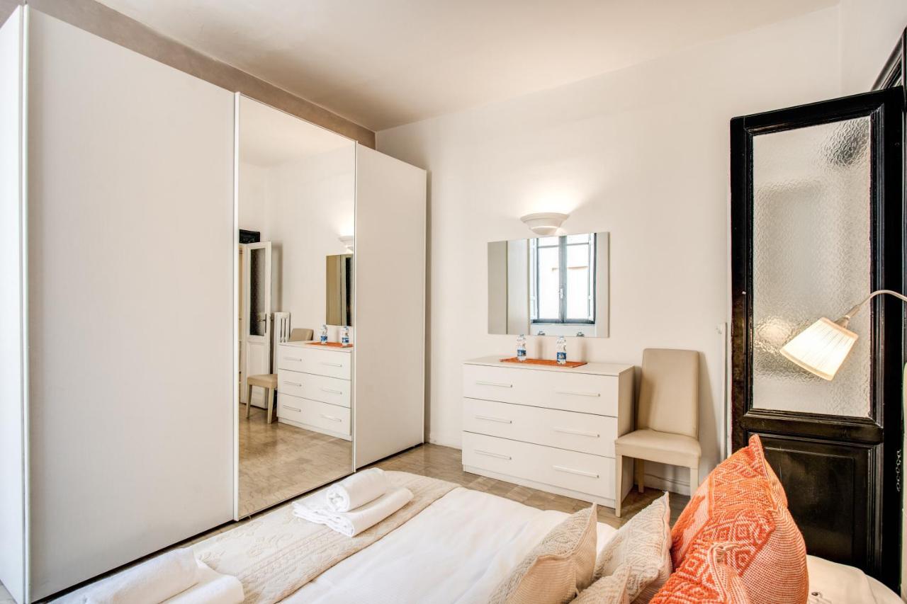 Colonna Suite - Rome Via Del Corso Big Apartment Екстер'єр фото