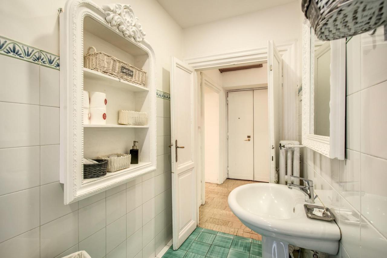 Colonna Suite - Rome Via Del Corso Big Apartment Екстер'єр фото